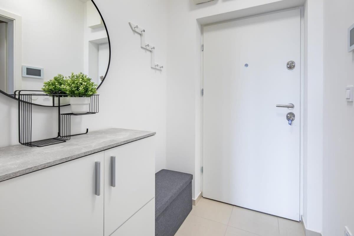 Central - New - Cozy Stay Budapest Exterior photo